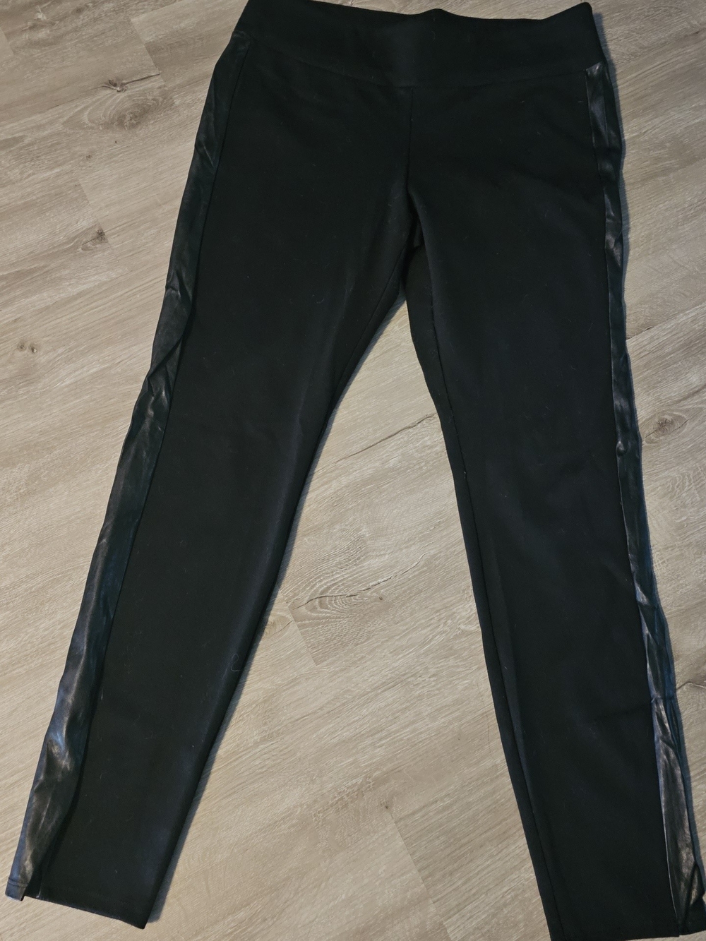 Soho Black High-Waist Leggings
